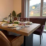 Lejlighed Fewomo Panorama Loft, Mosel Promenade ,moselblick, Burgblick, Barrierefrei, Bis 6 Personen *
