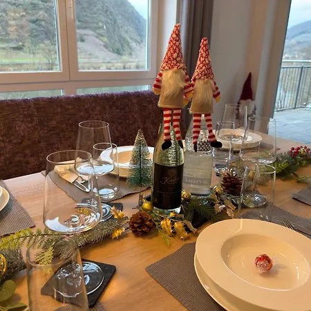 Apartmán Fewomo Panorama Loft, Mosel Promenade ,moselblick, Burgblick, Barrierefrei, Bis 6 Personen Cochem