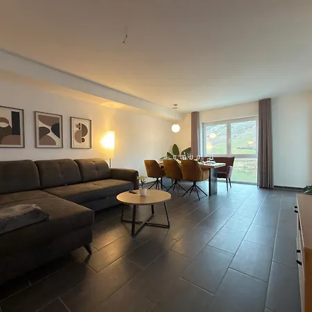 Fewomo Panorama Loft, Mosel Promenade ,moselblick, Burgblick, Barrierefrei, Bis 6 Personen *